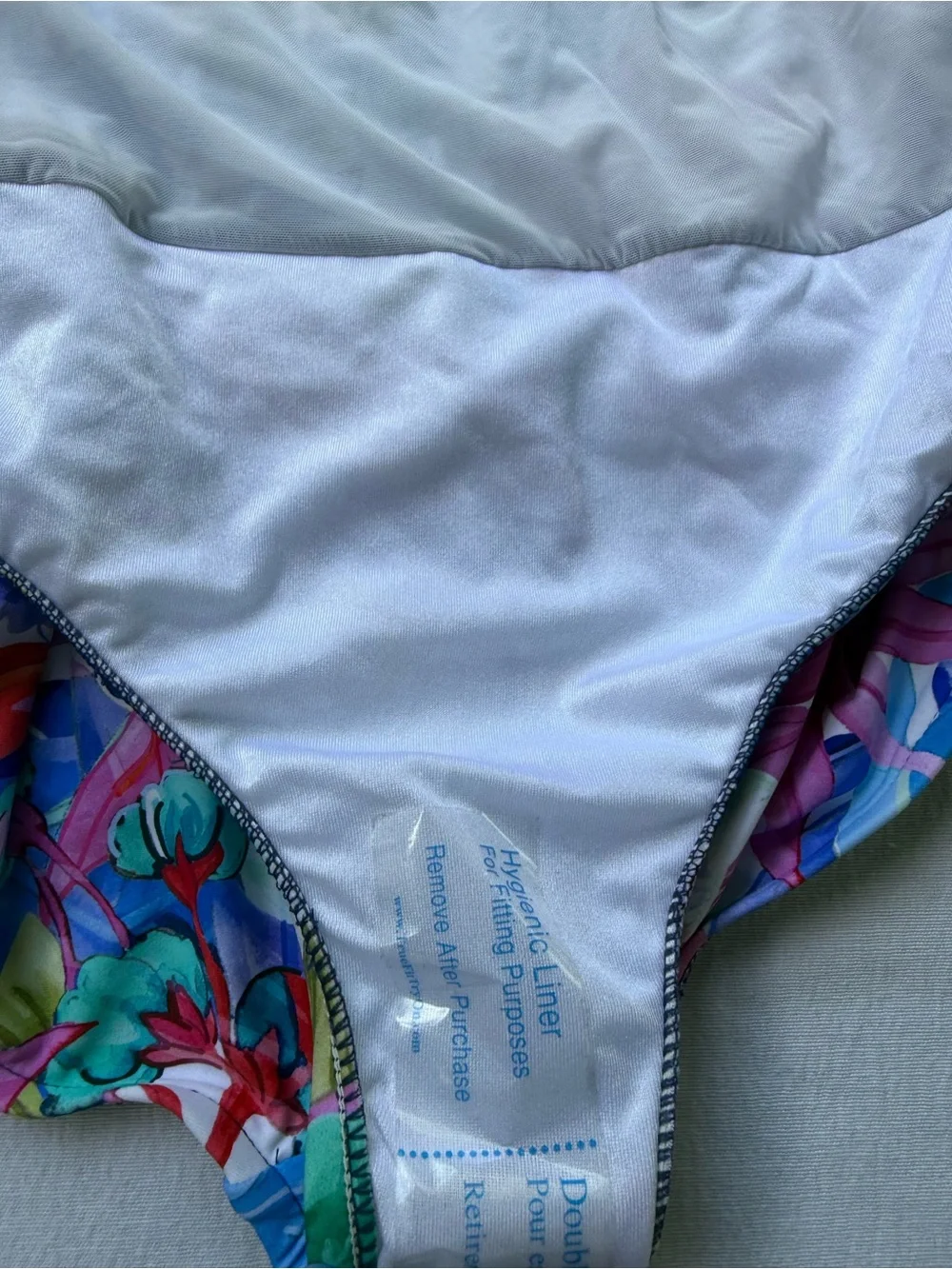 NEW Size 16W Maxine of Hollywood Floral side Ruching One-Piece Swimsuit